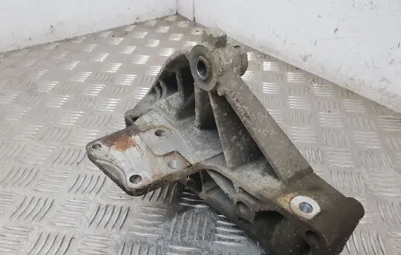 Fiat Punto (176) Generator/alternator bracket 46548451