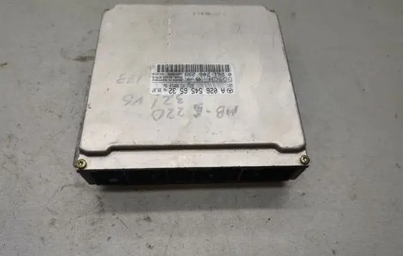 Mercedes-Benz E W210 Engine control unit/module 0261206299 A0265456532