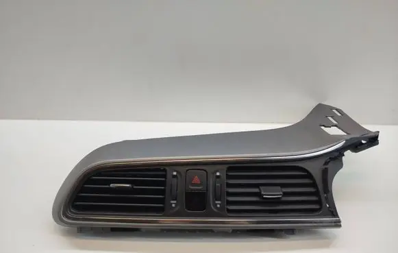 Renault Kadjar Dash center air vent grill 687502972R