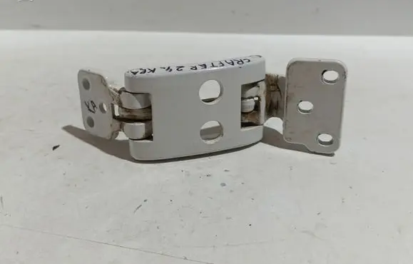 Volkswagen Crafter Loading door lower hinge 