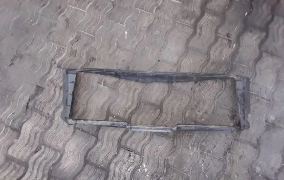 Land Rover Freelander 2 - LR2 Intercooler air guide/duct channel 6H528327 6H528327AC