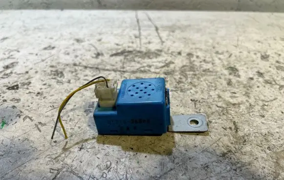 Hyundai ix35 Horn signal 957103K000
