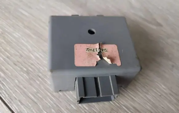 Mazda 626 Keyless (KESSY) go control unit/module 94817-2
