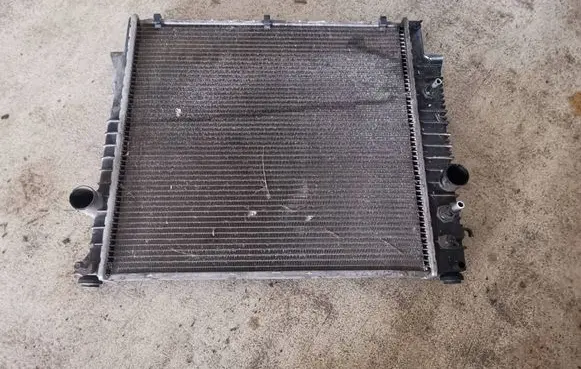 Jaguar XJ X308 Coolant radiator MNC4205AG