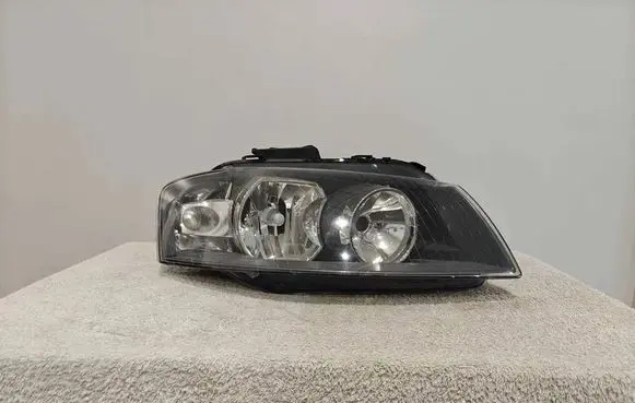 Audi A3 S3 8P Headlight/headlamp 1305630398
