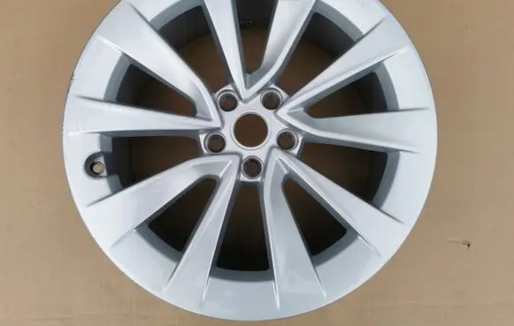 Tesla Model 3 R19 alloy rim 1044264
