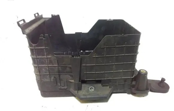 Volkswagen PASSAT CC Battery box tray 1K0915333H