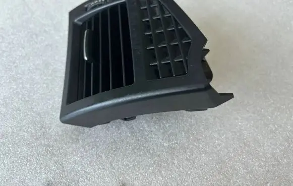 Mercedes-Benz S W221 Dashboard side air vent grill/cover trim A2218300254