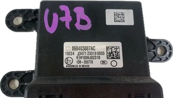Dodge Durango III Comfort/convenience module 068403887AC