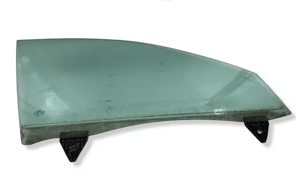 Audi A4 S4 B6 8E 8H Front door window glass four-door 43R001025