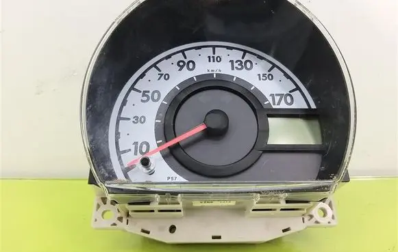 Peugeot 1007 Speedometer (instrument cluster) 838000H143A