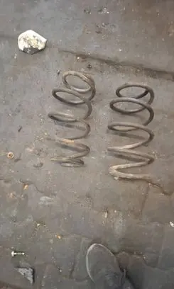 Nissan Qashqai Front coil spring 