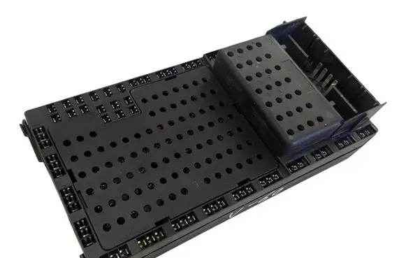 Volvo S80 Fuse box set 8645410 8645411