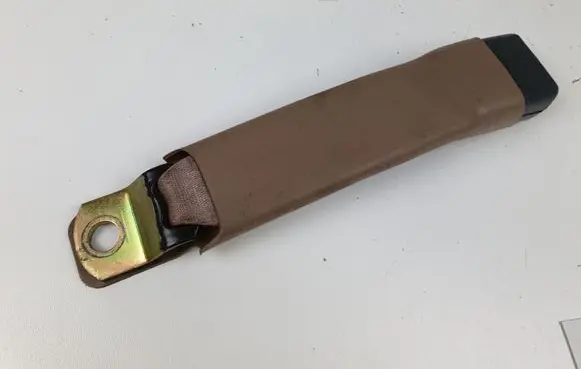Chevrolet Blazer S10 Front seatbelt buckle 259044A