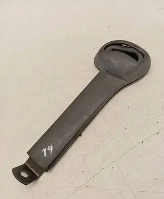 Volkswagen Transporter - Caravelle T4 Seat belt trim 