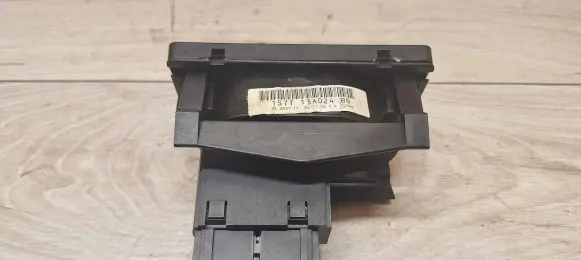 Ford Mondeo Mk III Light switch 1S7T13A024BB