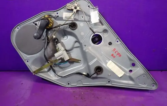 Seat Cordoba (6L) Rear door window regulator with motor