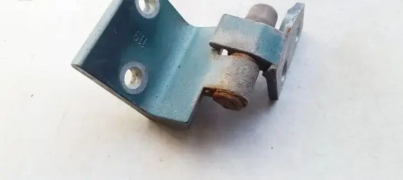 Peugeot 406 Front door upper hinge