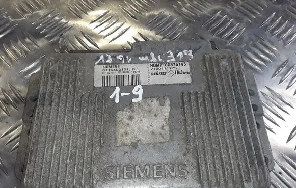 Renault Scenic I Engine control unit/module S115302101B 7700111775 HOM7700875745