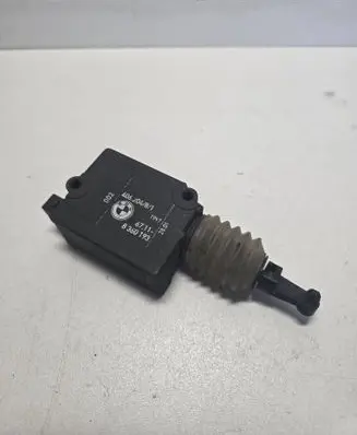 BMW 3 E90 E91 Central locking motor 67118360193