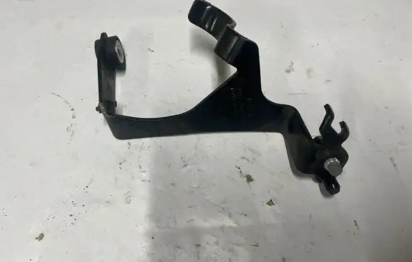 Jaguar F-Pace Other engine bay part 8W833962AB