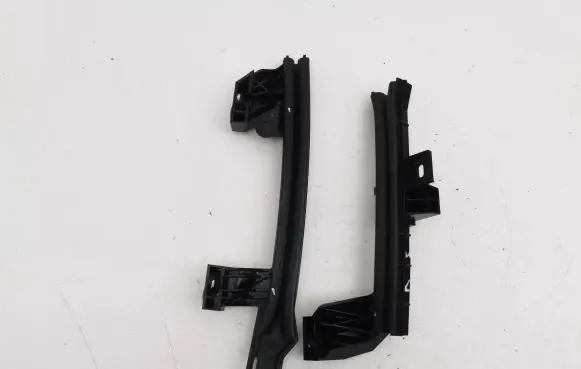 Citroen C4 III e-C4 Front door windshield rail 9832937380 9832937980