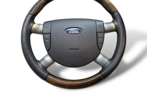 Ford Mondeo Mk III Steering wheel