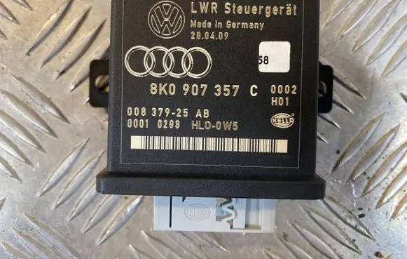 Audi A4 S4 B8 8K Light module LCM 8K0907357C 00010208 00837925AB