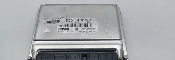 Audi A4 S4 B5 8D Engine control unit/module 3B0907552L 0261206397