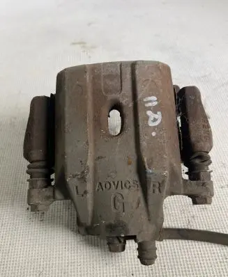 Toyota Prius (XW20) Front brake caliper