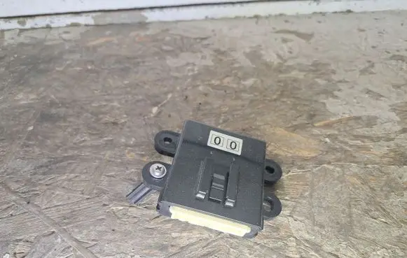 Mitsubishi ASX Keyless (KESSY) go control unit/module 8637A633 G8C630M