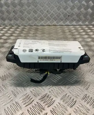 Volkswagen Golf VI Passenger airbag 20MA000104