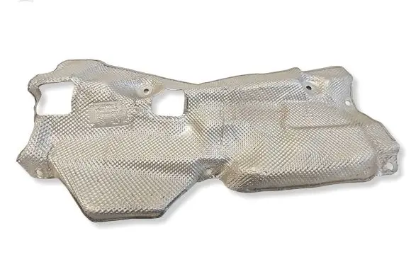Audi Q7 4M Heat shield in engine bay 4M0825662 4M0825662J