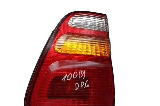 Toyota Land Cruiser (J100) Tailgate rear/tail lights 8158060030
