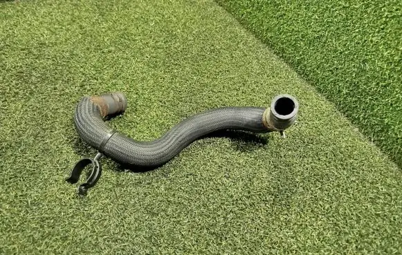 Renault Trafic III (X82) Engine coolant pipe/hose 140532719R 93450183