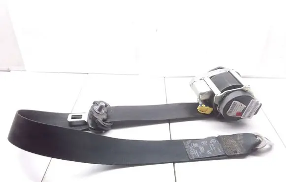 Skoda Octavia Mk2 (1Z) Front seatbelt 1Z0857701C ZA9616016400