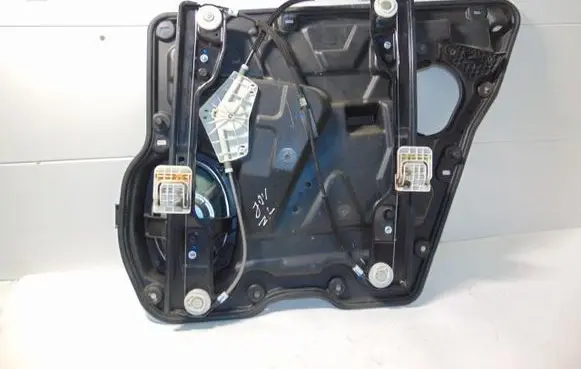 Dodge Journey Rear door window regulator with motor 68043739AA 68043733AA 4589151AA