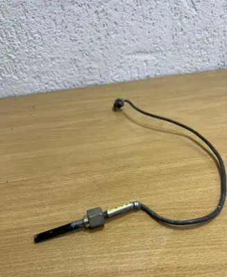 Mercedes-Benz E A207 Exhaust gas temperature sensor A0071536728 D6659