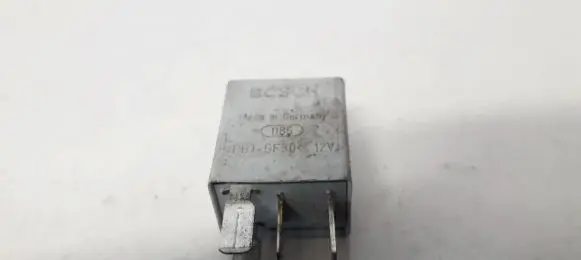 Volkswagen Caddy Other relay 1k0951253 0332011100