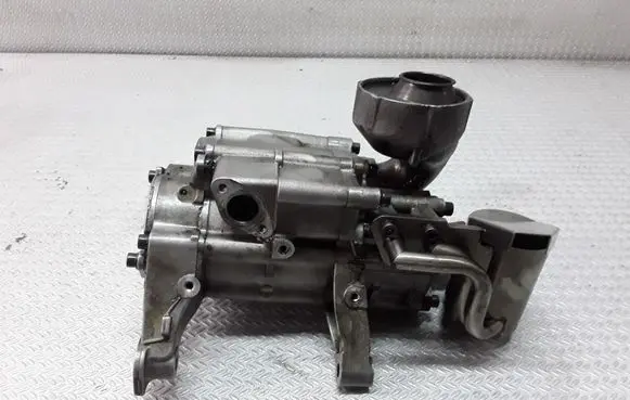 Oil pump