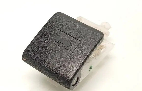 Toyota Yaris Engine bonnet (hood) release handle 