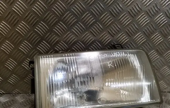 Volkswagen Transporter - Caravelle T4 Headlight/headlamp 0244438