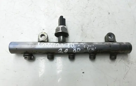 Volvo S40 Fuel main line pipe 9645689580 5WS40041