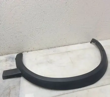Volkswagen Golf II Front arch trim 14898161