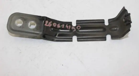 BMW X3 F25 Fender mounting bracket R054078