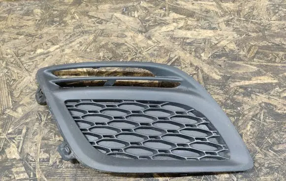 Volvo XC60 Front bumper lower grill 31290658
