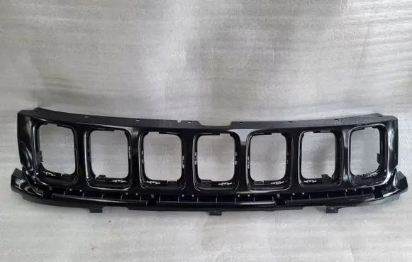 Jeep Compass Front bumper upper radiator grill 53227342