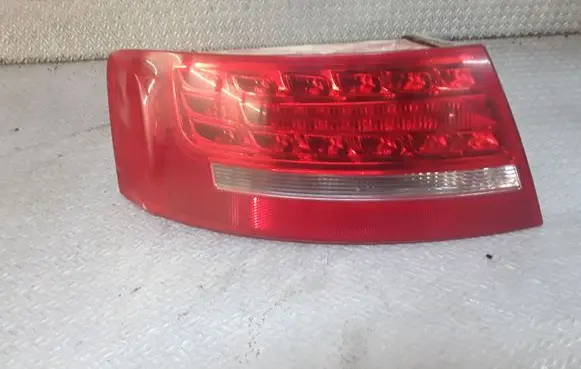 Audi A5 8T 8F Rear/tail lights 8T8945095D