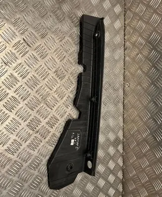 Fender end trim