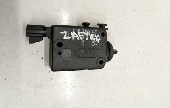 Opel Zafira A Central locking motor 90460062